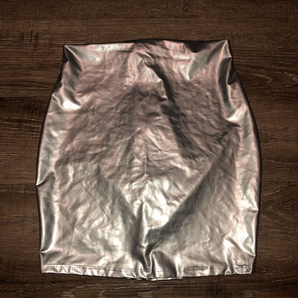 Dresses & Skirts - ⛓Y2k latex skirt⛓